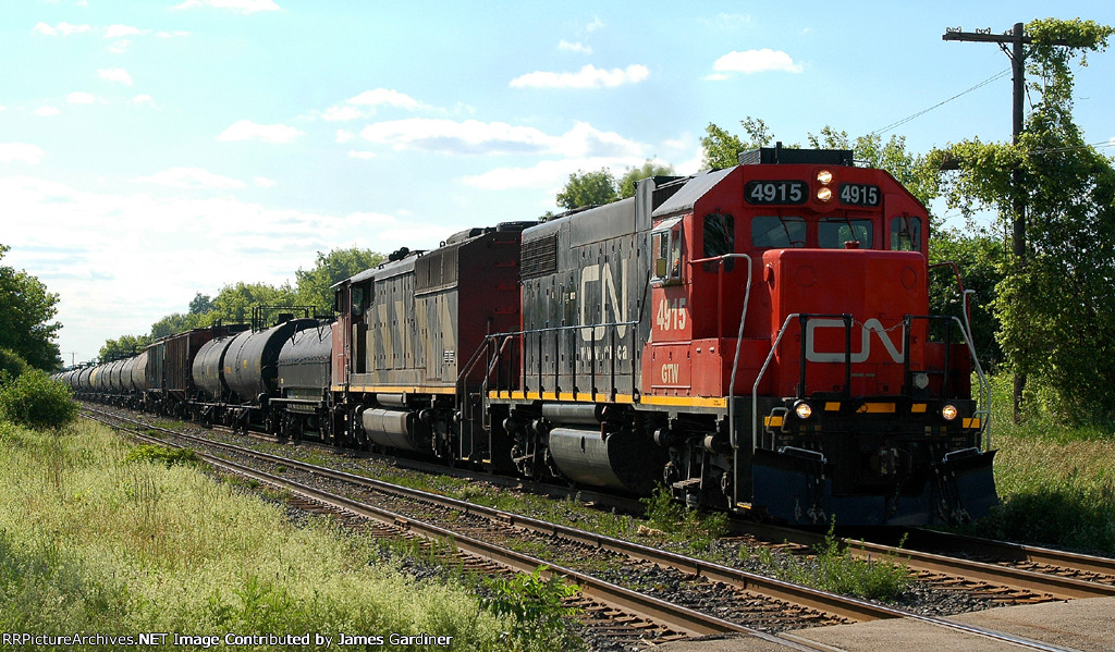 CN L570